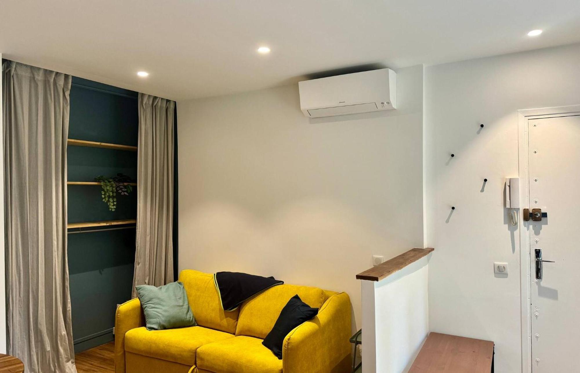 Apartment 2 Pieces Hyper-centre Carabacel