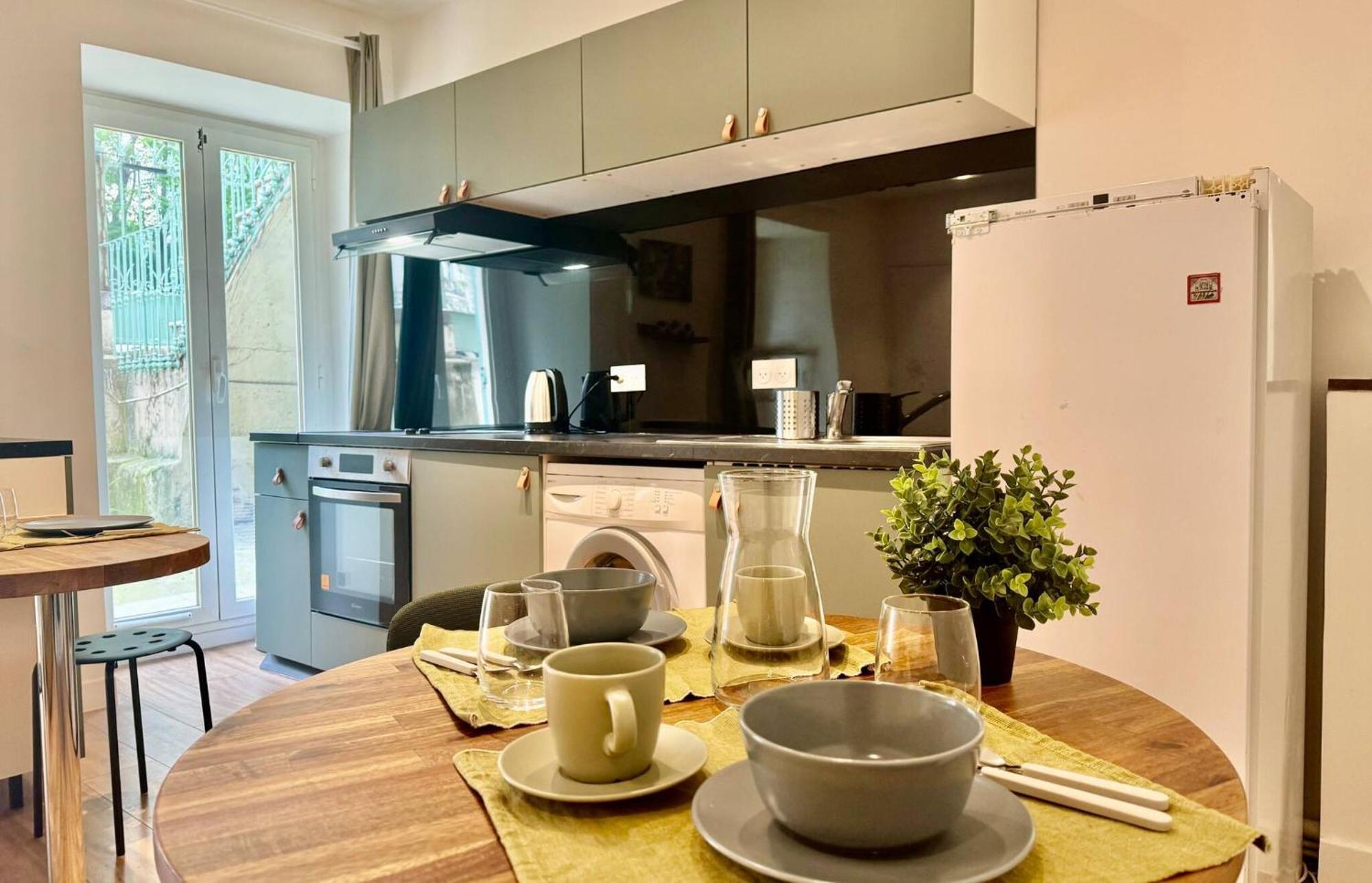 2 Pieces Hyper-centre Carabacel Apartment *